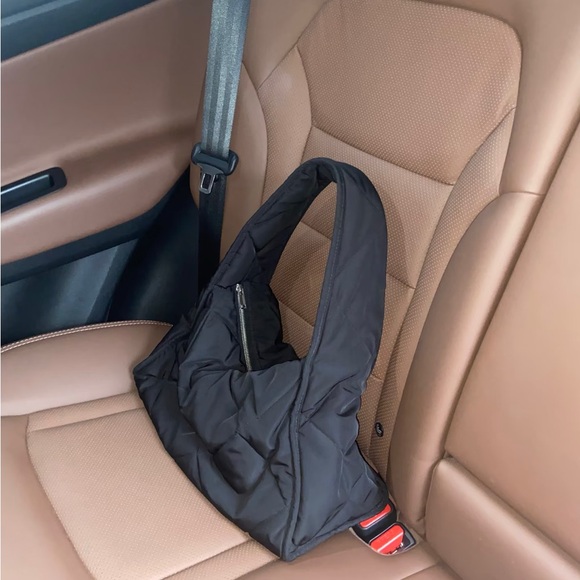 Cos Elegant Black Quilted shoulder bag - Picture 8 of 8